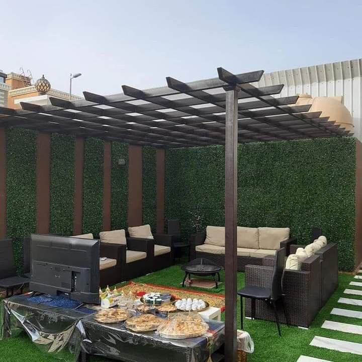 استراحات حديدية جاهزة
